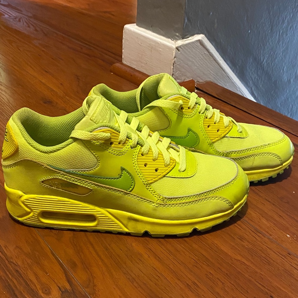 Women’s Air Max 90
